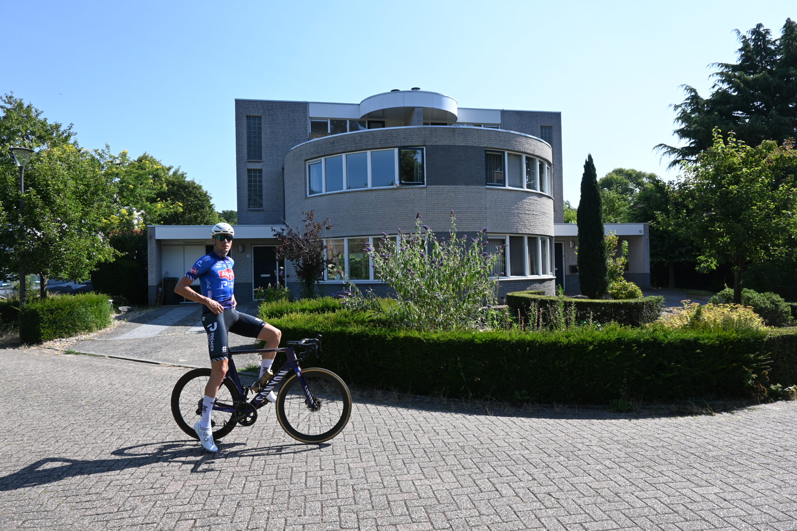 Oscar Riesebeek: Van knechtenwerk in de Tour naar een duurzaam dak in Arnhem